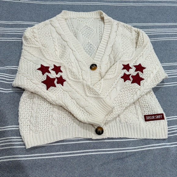 Taylor Swift Red Cardigan XS/SM - Picture 1 of 10